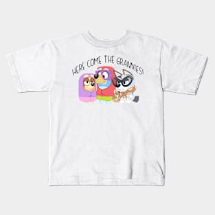 here come the grannies Kids T-Shirt